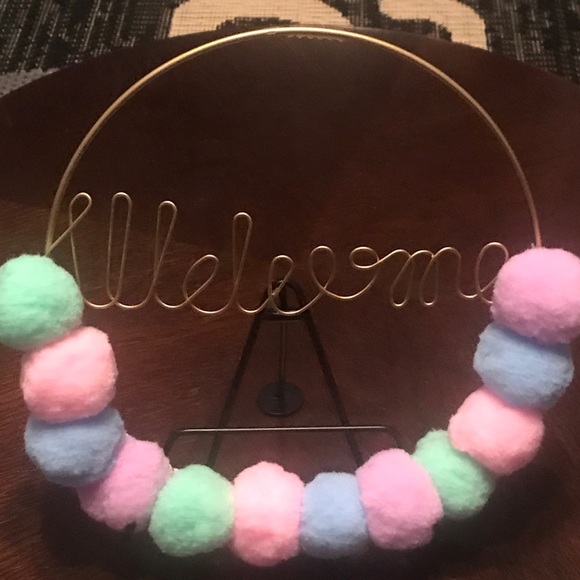 Round Gold “Welcome” Iron Wall Decor Sign, 8 in. - Picture 3 of 16